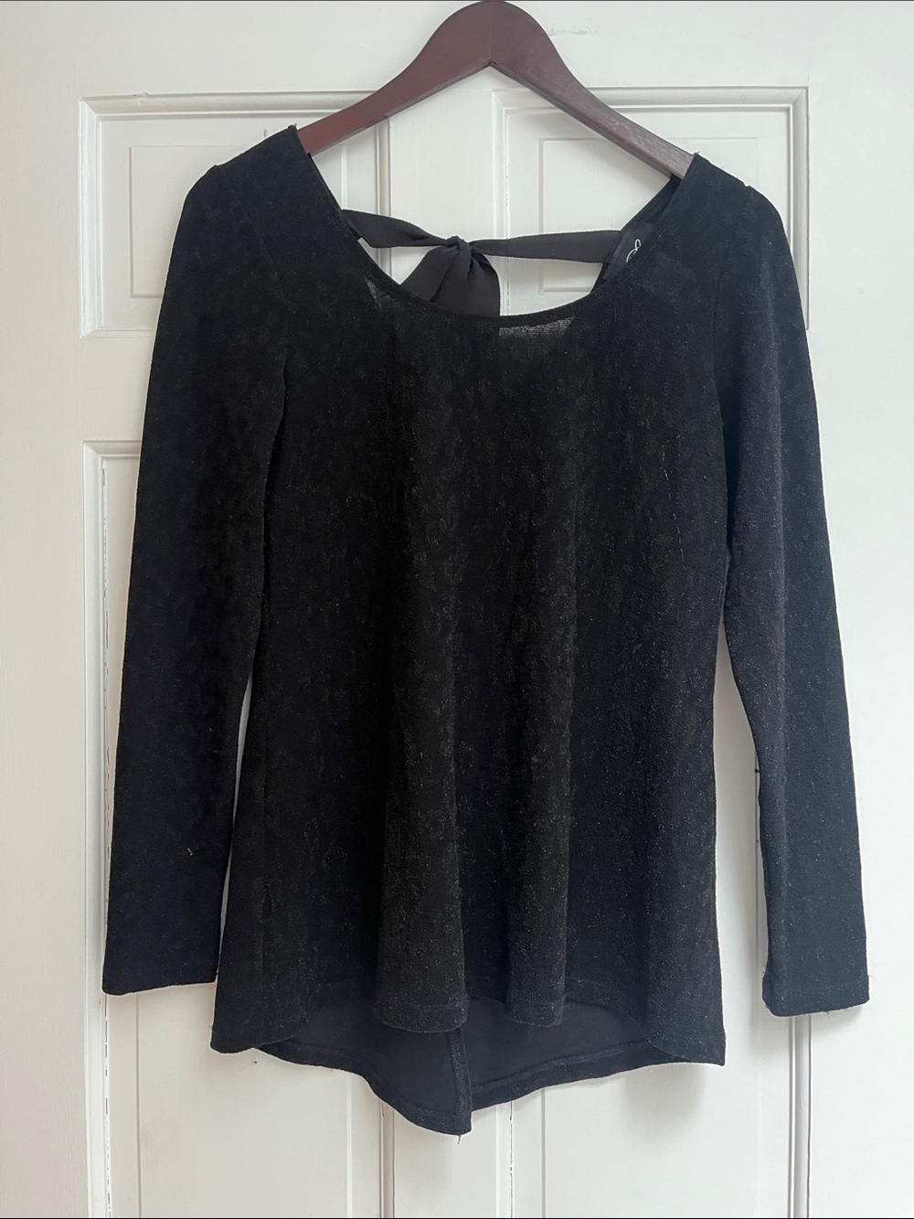 Black Long-Sleeve Tie-Back Women's Top by